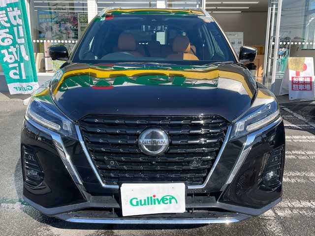 日産 キックス X ツートーンインテリアED 神奈川県 2022(令4)年 4.5万km ピュアブラック ワンオーナー/純正メモリナビ/全方位モニター/プロパイロット/プッシュスタート/ETC/レザーシート/前後ドラレコ/純正アルミホイール/純正フロアマット/ウィンカーミラー