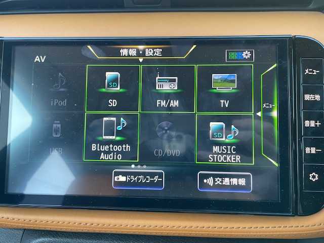 日産 キックス X ツートーンインテリアED 神奈川県 2022(令4)年 4.5万km ピュアブラック ワンオーナー/純正メモリナビ/全方位モニター/プロパイロット/プッシュスタート/ETC/レザーシート/前後ドラレコ/純正アルミホイール/純正フロアマット/ウィンカーミラー