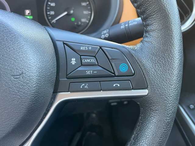 日産 キックス X ツートーンインテリアED 神奈川県 2022(令4)年 4.5万km ピュアブラック ワンオーナー/純正メモリナビ/全方位モニター/プロパイロット/プッシュスタート/ETC/レザーシート/前後ドラレコ/純正アルミホイール/純正フロアマット/ウィンカーミラー