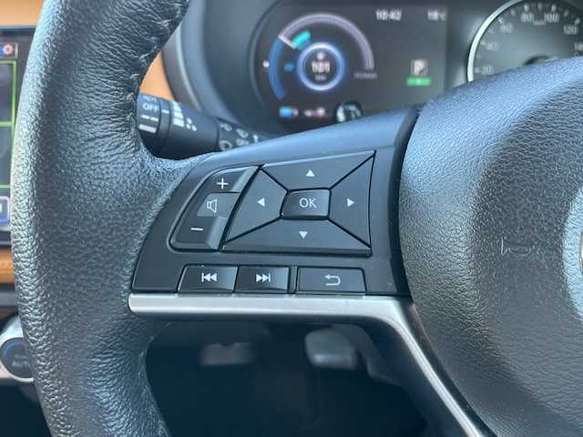 日産 キックス X ツートーンインテリアED 神奈川県 2022(令4)年 4.5万km ピュアブラック ワンオーナー/純正メモリナビ/全方位モニター/プロパイロット/プッシュスタート/ETC/レザーシート/前後ドラレコ/純正アルミホイール/純正フロアマット/ウィンカーミラー