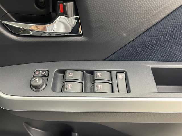 トヨタ ルーミー カスタムG 埼玉県 2025(令7)年 0.1千km ブラックマイカメタリック 純正9インチディスプレイオーディオ/ フルセグTV Bluetooth HDMI CarPlay/バックカメラ/スマートアシスト/衝突回避支援ブレーキ機能/レーンキープアシスト/レーダークルーズコントロール/ロードサインアシスト/先行車発進お知らせ機能/クリアランスソナー /両側パワースライドドア/シートヒーター/LEDオートライト