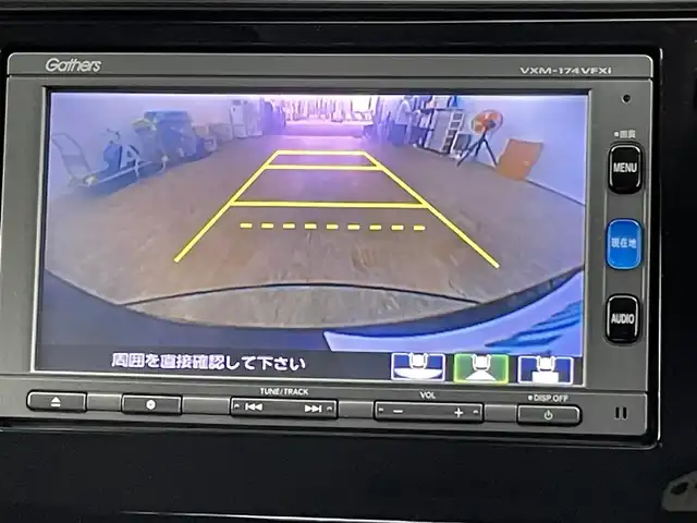 ホンダ フィット ハイブリット F 千葉県 2017(平29)年 8.5万km ミッドナイトブルービームM ワンオーナー/純正SDナビ/（CD/DVD/Ｂｌｕｅｔｏｏｔｈ/ＵＳＢ／フルセグ）/バックカメラ/アイドリングストップ/オートエアコン/オートライト/電動格納ミラー/前後ドライブレコーダー/ビルトインＥＴＣ/革巻きステアリング/ステアリングスイッチ/純正フロアマット/ドアバイザー/スペアキー×1