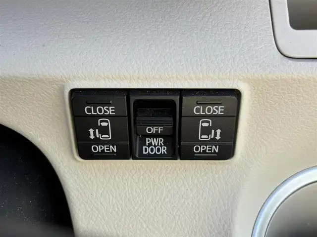 トヨタ シエンタ G 福岡県 2015(平27)年 4万km レッドマイカM バックカメラ/横滑り防止/BT/フルセグTV/SDナビ/ビルトインETC/純正フロアマット/社外アルミホイール/プッシュスタート/スマートキー/スペアキー/両側パワスラ/三列シート