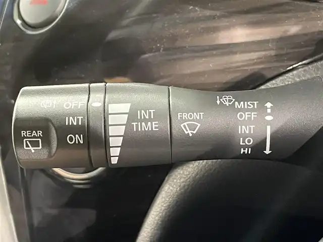 日産 エルグランド 250HWS S アーバンクロム 愛知県 2019(令1)年 3.9万km ブリリアントホワイトパール 純正9インチナビ/フリップダウンモニター/クルーズコントロール/両側電動スライドドア/LEDヘッドライト/ETC/バックカメラ/ドライブレコーダー/フルセグTV/Bluetooth/コーナーセンサー/レーンキープアシスト/オートハイビーム/プッシュスタート/USB接続/スマートキー/CD/DVD再生/ミュージックサーバー/ミュージックプレイヤー接続/純正フロアマット/純正アルミホイール/オートライト/禁煙車/ハーフレザーシート/ウィンカーミラー/電動格納ミラー/ドアバイザー/フォグランプ/オットマン/Wエアコン