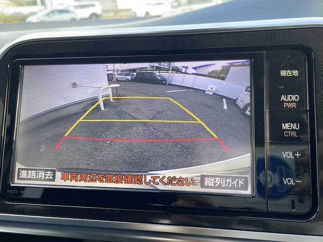 トヨタ シエンタ G 愛知県 2016(平28)年 3.1万km ホワイトパールクリスタルシャイン 純正SDナビ/スマートキー/オートマチックハイビーム/フルセグテレビ/バックカメラ/ウィンカーミラー/ドアバイザー/プッシュスタート/両側パワースライドドア/ビルトインETC/純正フォグランプ/ステアリングスイッチ/保証書/取扱説明書