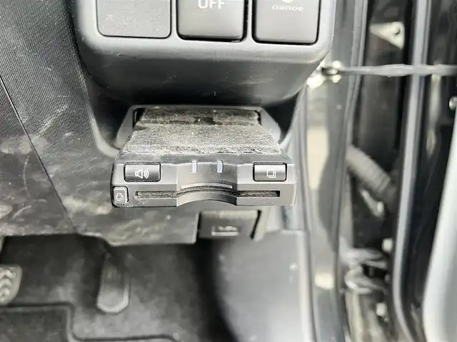 トヨタ アクア S 滋賀県 2012(平24)年 4.8万km ブラックマイカ 純正７インチナビ/【Bluetooth/CD/DVD/フルセグTV/SD】/モデリスタエアロ/ETC/D/Nシートヒーター/オートライト/純正フロアマット/プッシュスタート/ステアリングリモコン/スマートキー