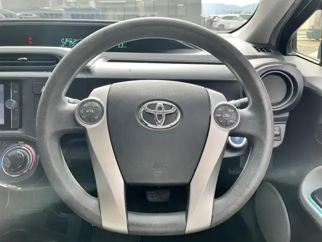 トヨタ アクア S 滋賀県 2012(平24)年 4.8万km ブラックマイカ 純正７インチナビ/【Bluetooth/CD/DVD/フルセグTV/SD】/モデリスタエアロ/ETC/D/Nシートヒーター/オートライト/純正フロアマット/プッシュスタート/ステアリングリモコン/スマートキー