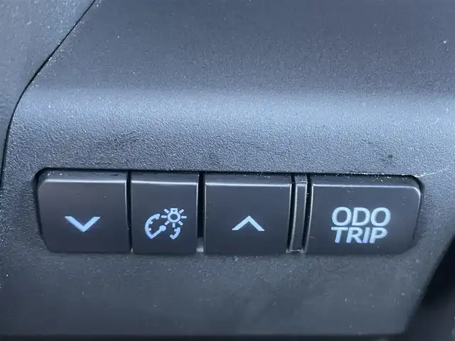 トヨタ アルファード S Cパッケージ 香川県 2020(令2)年 1.1万km ホワイトパールクリスタルシャイン 登録時走行距離10930km/モデリスタエアロ（F/S/R）/純正9型ディスプレイ（ナビ機能付き）/（フルセグTV/Bluetooth/USB）/DVDデッキ/バックカメラ/フリップダウンモニター/デジタルインナーミラー/トヨタセーフティセンス/・プリクラッシュセーフティ/・アダプティブクルーズコントロール/・レーンディパーチャーアラート/・オートマチックハイビーム/・パーキングサポートブレーキ/・リヤクロストラフィックアラート/・ロードサインアシスト/ブラインドスポットモニター/クリアランスソナー/ウッドコンビステアリング/ステアリングスイッチ/ステアリングヒーター/黒革シート/前席ベンチレーション（ヒーター/クーラー）/前席パワーシート/運転席メモリー機能/3眼LEDヘッドライト/フォグライト/電動バックドア/両側電動スライドドア/前後ドライブレコーダー【DC-DR652】/純正ビルトインETC/電動パーキングブレーキ/オートブレーキホールド/シーケンシャルウィンカー/後席ロールサンシェード/純正18インチアルミホイール/純正フロアマット