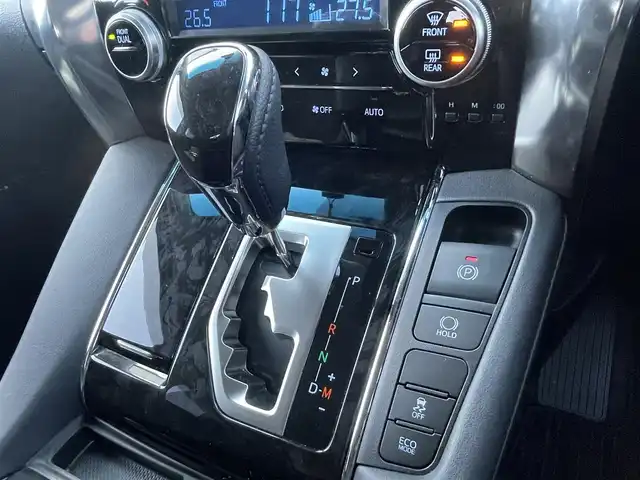 トヨタ アルファード S Cパッケージ 香川県 2020(令2)年 1.1万km ホワイトパールクリスタルシャイン 登録時走行距離10930km/モデリスタエアロ（F/S/R）/純正9型ディスプレイ（ナビ機能付き）/（フルセグTV/Bluetooth/USB）/DVDデッキ/バックカメラ/フリップダウンモニター/デジタルインナーミラー/トヨタセーフティセンス/・プリクラッシュセーフティ/・アダプティブクルーズコントロール/・レーンディパーチャーアラート/・オートマチックハイビーム/・パーキングサポートブレーキ/・リヤクロストラフィックアラート/・ロードサインアシスト/ブラインドスポットモニター/クリアランスソナー/ウッドコンビステアリング/ステアリングスイッチ/ステアリングヒーター/黒革シート/前席ベンチレーション（ヒーター/クーラー）/前席パワーシート/運転席メモリー機能/3眼LEDヘッドライト/フォグライト/電動バックドア/両側電動スライドドア/前後ドライブレコーダー【DC-DR652】/純正ビルトインETC/電動パーキングブレーキ/オートブレーキホールド/シーケンシャルウィンカー/後席ロールサンシェード/純正18インチアルミホイール/純正フロアマット