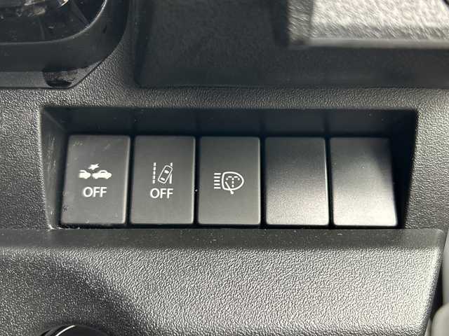 スズキ ジムニー XC 三重県 2020(令2)年 2.8万km ピュアホワイトP /禁煙車//ワンオーナー　//純正８型ナビ　/（CD.DVD.SD.BT.フルセグTV）//ＥＴＣ　//前方ドラレコ　//クルーズコントロール　//衝突軽減ブレーキ　//レーンキープアシスト　//ヒルディセントコントロール　//シートヒーター　//純正１６インチＡＷ　//ＬＥＤヘッドライト//革調シートカバー