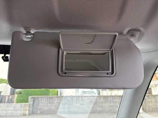 スズキ ソリオ バンディット HV MV 大阪府 2018(平30)年 3.2万km スーパーブラックパール 純正ナビ　/フルセグ　/片側パワースライドドア　/ビルトインＥＴＣ　/プッシュスタート　/スマートキー×２　/純正アルミホイール　/ＬＥＤヘッドライト　/オートライト　/ステアリングスイッチ　/ドアバイザー/電格ミラー