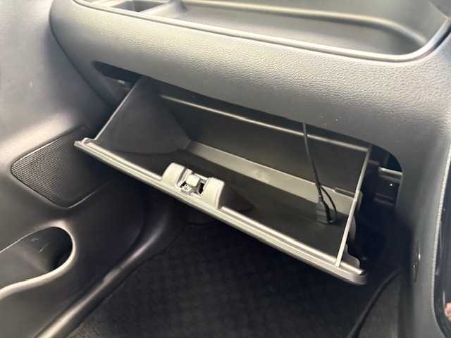 スズキ ソリオ バンディット HV MV 大阪府 2018(平30)年 3.2万km スーパーブラックパール 純正ナビ　/フルセグ　/片側パワースライドドア　/ビルトインＥＴＣ　/プッシュスタート　/スマートキー×２　/純正アルミホイール　/ＬＥＤヘッドライト　/オートライト　/ステアリングスイッチ　/ドアバイザー/電格ミラー