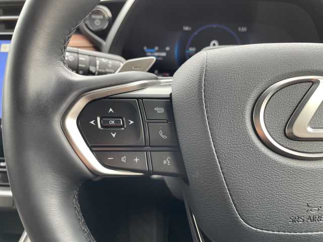 レクサス ＬＢＸ リラックス 栃木県 2024(令6)年 1.2万km ブラックマイカ 純正ディスプレイオーディオ/Ｂｌｕｅｔｏｏｔｈ/フルセグＴＶ/アラウンドビューモニター/パドルシフト/パワーバックドア/レザーシート/パワーシート/シートヒーター/ステアリングヒーター/ＥＴＣ/ＬＥＤヘッドライト/衝突被害軽減システム/純正アルミホイール/ABS/横滑り防止機能/コーナーセンサー/レーンキープアシスト/盗難防止装置