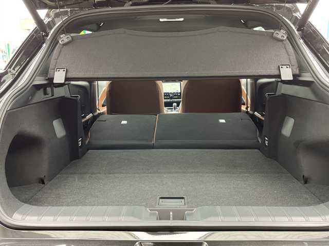 レクサス ＬＢＸ リラックス 栃木県 2024(令6)年 1.2万km ブラックマイカ 純正ディスプレイオーディオ/Ｂｌｕｅｔｏｏｔｈ/フルセグＴＶ/アラウンドビューモニター/パドルシフト/パワーバックドア/レザーシート/パワーシート/シートヒーター/ステアリングヒーター/ＥＴＣ/ＬＥＤヘッドライト/衝突被害軽減システム/純正アルミホイール/ABS/横滑り防止機能/コーナーセンサー/レーンキープアシスト/盗難防止装置