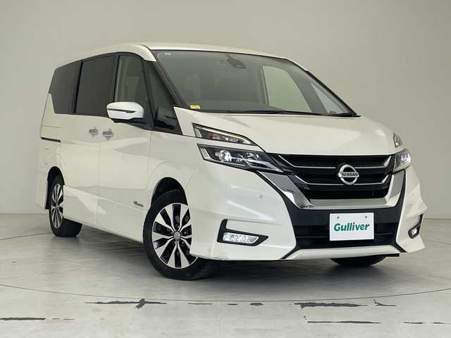 日産 セレナ ハイウェイスター Vセレクション 沖縄県 2017(平29)年 8.9万km ブリリアントホワイトパール 純正９型ナビ【MM517D-L】　/(フルセグTV　ＣＤ　ＤＶＤ　ＢＬＵＥＴＯＯＴＨ)　/衝突軽減装置/横滑り防止装置/盗難防止装置/レーンキープアシスト/全方位カメラ　/バックカメラ/両側パワースライドドア　/ドライブレコーダー　/ＥＴＣ　/前後コーナーセンサー/クルーズコントロール　/純正フロアマット　/プッシュスタート　/スマートキー/純正アルミホイール