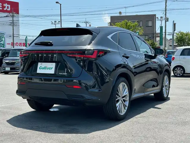 レクサス ＮＸ 250 バージョンL 静岡県 2022(令4)年 1.6万km グラファイトブラックガラスフレーク エンジンスタートボタン/パワーステアリング/パワーウィンドウ/スマートキー/MTモード付きAT/100V充電/アイドリングストップ/AAC/純正メモリナビ（フルセグTV/BT）/純正ETC2.0/サンルーフ/全方位カメラ/前後ドライブレコーダー/D+N席パワーシート/レザーシート/シートヒーター/エアシート/純正アルミホイール/ABS/横滑り防止装置/前後コーナーセンサー/レーンキープアシスト/盗難防止装置/オートライト/オートマチックハイビーム/LEDヘッドライト/衝突軽減システム/W+サイドエアバック/デジタルインナーミラー/オートホールド　/電子ブレーキ