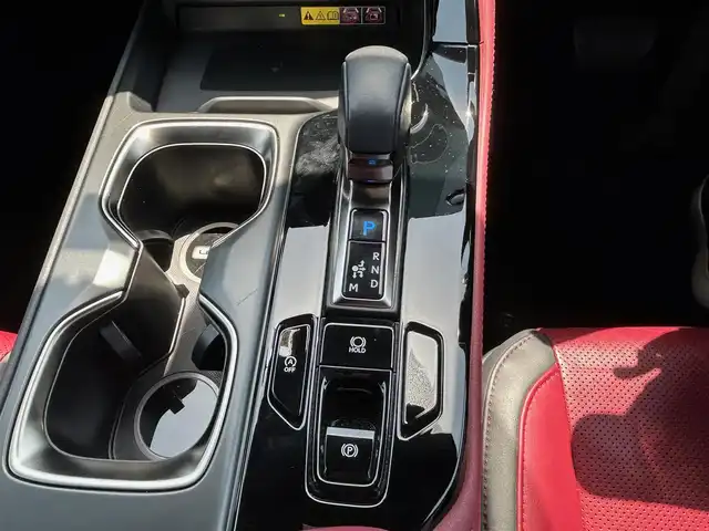 レクサス ＮＸ 250 バージョンL 静岡県 2022(令4)年 1.6万km グラファイトブラックガラスフレーク エンジンスタートボタン/パワーステアリング/パワーウィンドウ/スマートキー/MTモード付きAT/100V充電/アイドリングストップ/AAC/純正メモリナビ（フルセグTV/BT）/純正ETC2.0/サンルーフ/全方位カメラ/前後ドライブレコーダー/D+N席パワーシート/レザーシート/シートヒーター/エアシート/純正アルミホイール/ABS/横滑り防止装置/前後コーナーセンサー/レーンキープアシスト/盗難防止装置/オートライト/オートマチックハイビーム/LEDヘッドライト/衝突軽減システム/W+サイドエアバック/デジタルインナーミラー/オートホールド　/電子ブレーキ