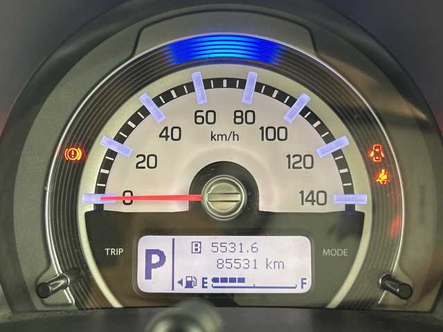 スズキ ハスラー G 愛知県 2016(平28)年 8.6万km アクティブイエロー/ブラック2トーンルーフ 禁煙車/２トーン/７インチナビ/（CD/AM/FM/Bluetooth/ワンセグTV)/衝突軽減ブレーキ/ETC/シートヒーター/アイドリングストップ/横滑り防止装置/ベンチシート/スマートキー/スペアキー有/プッシュスタート/純正フロアマット/オートエアコン/ドアバイザー