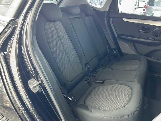 ＢＭＷ ２１８ｉ アクティブツアラー 岐阜県 2016(平28)年 4.9万km サファイアブラックP /登録時48838km//純正HDDナビ/(FM/AM/CD/DVD/BT/USB)//クルーズコントロール//バックカメラ//フロアマット//純正16インチアルミホイール//純正LEDヘッドライト//フォグランプ//ETC//スペアキー×１//プッシュスタート＆スマートキー