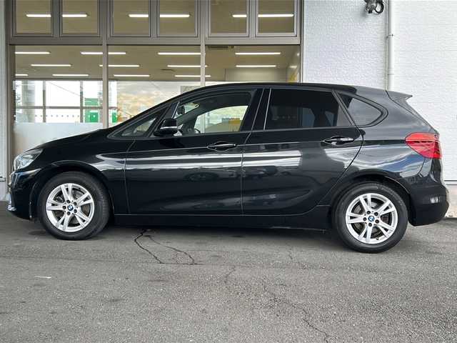 ＢＭＷ ２１８ｉ アクティブツアラー 岐阜県 2016(平28)年 4.9万km サファイアブラックP /登録時48838km//純正HDDナビ/(FM/AM/CD/DVD/BT/USB)//クルーズコントロール//バックカメラ//フロアマット//純正16インチアルミホイール//純正LEDヘッドライト//フォグランプ//ETC//スペアキー×１//プッシュスタート＆スマートキー