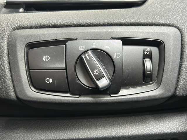 ＢＭＷ ２１８ｉ アクティブツアラー 岐阜県 2016(平28)年 4.9万km サファイアブラックP /登録時48838km//純正HDDナビ/(FM/AM/CD/DVD/BT/USB)//クルーズコントロール//バックカメラ//フロアマット//純正16インチアルミホイール//純正LEDヘッドライト//フォグランプ//ETC//スペアキー×１//プッシュスタート＆スマートキー