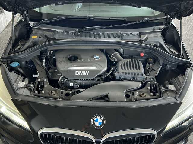 ＢＭＷ ２１８ｉ アクティブツアラー 岐阜県 2016(平28)年 4.9万km サファイアブラックP /登録時48838km//純正HDDナビ/(FM/AM/CD/DVD/BT/USB)//クルーズコントロール//バックカメラ//フロアマット//純正16インチアルミホイール//純正LEDヘッドライト//フォグランプ//ETC//スペアキー×１//プッシュスタート＆スマートキー