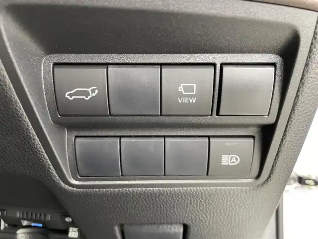 トヨタ ヤリスクロス ハイブリッド Z 富山県 2020(令2)年 1.4万km ホワイトパールクリスタルシャイン 純正ディスプレイオーディオ/ナビ機能あり/フルセグTV/Bluetooth/全周囲モニター/ETC2.0/LEDオートライト/オートハイビーム/レーダークルーズコントロール/パワーシート/シートヒーター/パワーバックドア/トヨタセーフティセンス/HUD/BSM/純正ドアバイザー/純正フロアマット/純正18インチアルミ