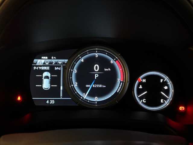 レクサス ＲＸ 200t Fスポーツ 宮城県 2017(平29)年 8.3万km ホワイトノーヴァガラスフレーク 登録時走行距離82558km/純正SDナビ/フルセグTV/Bluetooth/ウェルカムライト/サンルーフ/ETC/パドルシフト/純正フロアマット/電動リアゲート/オートマチックハイビーム/ステアリングヒーター/ナノイー/追従クルーズコントロール/ステアリングリモコン/アイドリングストップ/LEDヘッドライト/フォグランプ/衝突軽減ブレーキ/レザーシート/純正アルミホイール/スマートキー