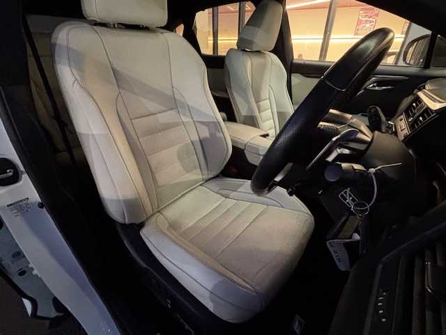 レクサス ＲＸ 200t Fスポーツ 宮城県 2017(平29)年 8.3万km ホワイトノーヴァガラスフレーク 登録時走行距離82558km/純正SDナビ/フルセグTV/Bluetooth/ウェルカムライト/サンルーフ/ETC/パドルシフト/純正フロアマット/電動リアゲート/オートマチックハイビーム/ステアリングヒーター/ナノイー/追従クルーズコントロール/ステアリングリモコン/アイドリングストップ/LEDヘッドライト/フォグランプ/衝突軽減ブレーキ/レザーシート/純正アルミホイール/スマートキー