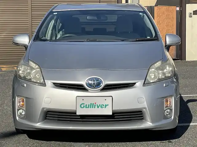 トヨタ プリウス S ツーリングセレクション 千葉県 2009(平21)年 13.5万km シルバーM 純正ナビ【DVD、CD、MD、AUX、AM、FM】/純正17インチアルミホイール/オートライト/フォグ/ビルトインETC/ステアリングスイッチ/IPA（インテリジェントパーキングアシスト）プレサポートスイッチ/ヘッドライトウォッシャー/コーナーセンサー（前）/バックカメラ/トノカバー/ドアバイザー/取説/ナビ説