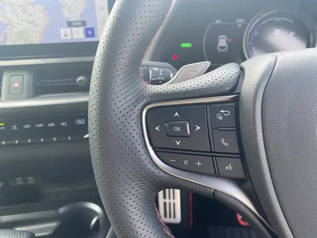レクサス ＵＸ 250h Fスポーツ エモーショナルエクスプローラ 福岡県 2023(令5)年 1万km パール ・サンルーフ/・アダプティブクルーズコントロール/・純正メモリーナビ/USB/Bluetooth/・全方位カメラ/・黒革シート/シートヒーター/・社外前後ドライブレコーダー/・フルセグ/・ETC/・純正18AW/・プッシュスタート/・パーキングアシスト/・スマートキー/・カードキー/・スペアキー/・パワーシート/・レーンキープアシスト/・オートライト/・LEDライト/・保証書/・取扱説明書