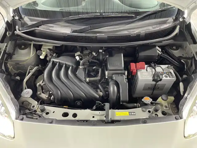日産 マーチ ニスモS 神奈川県 2017(平29)年 4.5万km ブリリアントホワイトパール 5速MT/純正7型SDナビゲーション【MM318D-W】/AM FM Bluetooth フルセグ SD CD DVD/バックカメラ/革巻きステアリング/ETC/純正フロアマット/LEDヘッドライト/オートライト/フォグランプ/電動格納ミラー/純正16インチアルミホイル/プッシュスタート/スマートキー/スペアキー/純正ドアバイザー