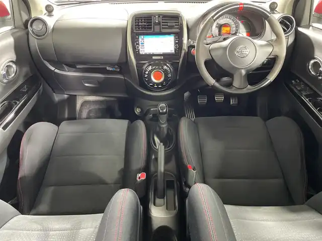 日産 マーチ ニスモS 神奈川県 2017(平29)年 4.5万km ブリリアントホワイトパール 5速MT/純正7型SDナビゲーション【MM318D-W】/AM FM Bluetooth フルセグ SD CD DVD/バックカメラ/革巻きステアリング/ETC/純正フロアマット/LEDヘッドライト/オートライト/フォグランプ/電動格納ミラー/純正16インチアルミホイル/プッシュスタート/スマートキー/スペアキー/純正ドアバイザー