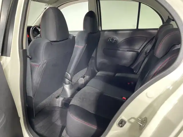 日産 マーチ ニスモS 神奈川県 2017(平29)年 4.5万km ブリリアントホワイトパール 5速MT/純正7型SDナビゲーション【MM318D-W】/AM FM Bluetooth フルセグ SD CD DVD/バックカメラ/革巻きステアリング/ETC/純正フロアマット/LEDヘッドライト/オートライト/フォグランプ/電動格納ミラー/純正16インチアルミホイル/プッシュスタート/スマートキー/スペアキー/純正ドアバイザー