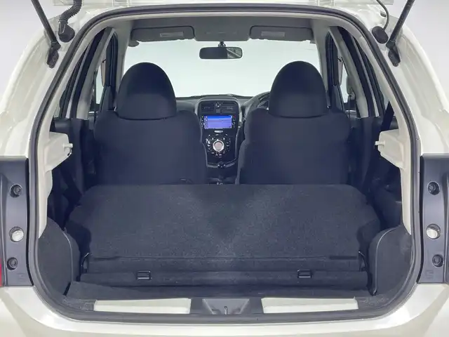 日産 マーチ ニスモS 神奈川県 2017(平29)年 4.5万km ブリリアントホワイトパール 5速MT/純正7型SDナビゲーション【MM318D-W】/AM FM Bluetooth フルセグ SD CD DVD/バックカメラ/革巻きステアリング/ETC/純正フロアマット/LEDヘッドライト/オートライト/フォグランプ/電動格納ミラー/純正16インチアルミホイル/プッシュスタート/スマートキー/スペアキー/純正ドアバイザー