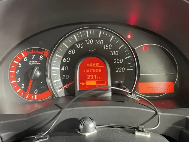 日産 マーチ ニスモS 神奈川県 2017(平29)年 4.5万km ブリリアントホワイトパール 5速MT/純正7型SDナビゲーション【MM318D-W】/AM FM Bluetooth フルセグ SD CD DVD/バックカメラ/革巻きステアリング/ETC/純正フロアマット/LEDヘッドライト/オートライト/フォグランプ/電動格納ミラー/純正16インチアルミホイル/プッシュスタート/スマートキー/スペアキー/純正ドアバイザー