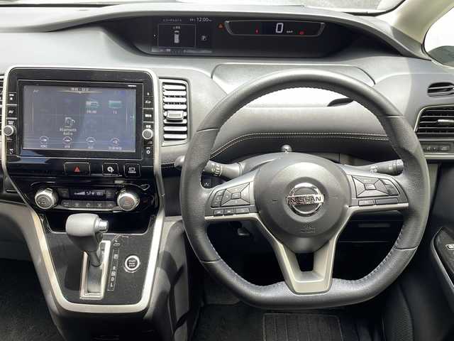 日産 セレナ ハイウェイスター G 大阪府 2016(平28)年 3.5万km ブリリアントホワイトパール ワンオーナー/メモリナビ/フルセグテレビ/バックカメラ/フリップダウンモニター/ウィンカーミラー/クルーズコントロール/ドアバイザー/プッシュスタート/両側パワースライドドア/ETC/新車保証書/取扱説明書