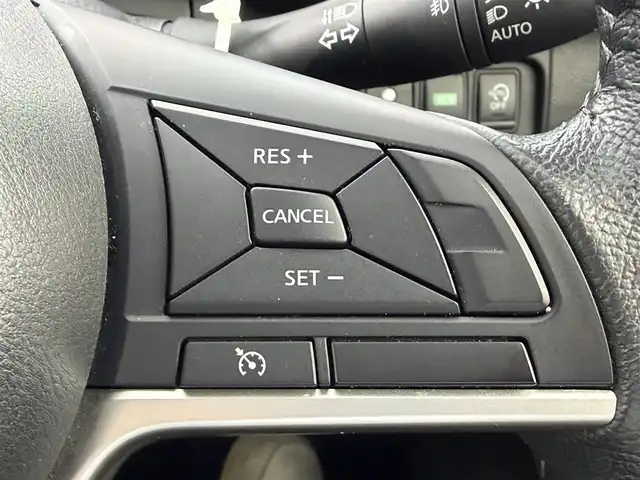 日産 セレナ ハイウェイスター G 愛知県 2016(平28)年 3.5万km ブリリアントホワイトパール ワンオーナー/メモリナビ/フルセグテレビ/バックカメラ/フリップダウンモニター/ウィンカーミラー/クルーズコントロール/ドアバイザー/プッシュスタート/両側パワースライドドア/ETC/新車保証書/取扱説明書