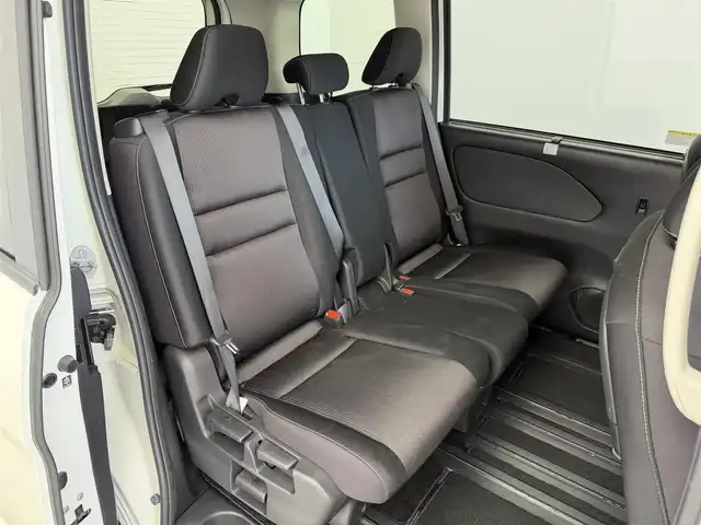 日産 セレナ ハイウェイスター G 愛知県 2016(平28)年 3.5万km ブリリアントホワイトパール ワンオーナー/メモリナビ/フルセグテレビ/バックカメラ/フリップダウンモニター/ウィンカーミラー/クルーズコントロール/ドアバイザー/プッシュスタート/両側パワースライドドア/ETC/新車保証書/取扱説明書