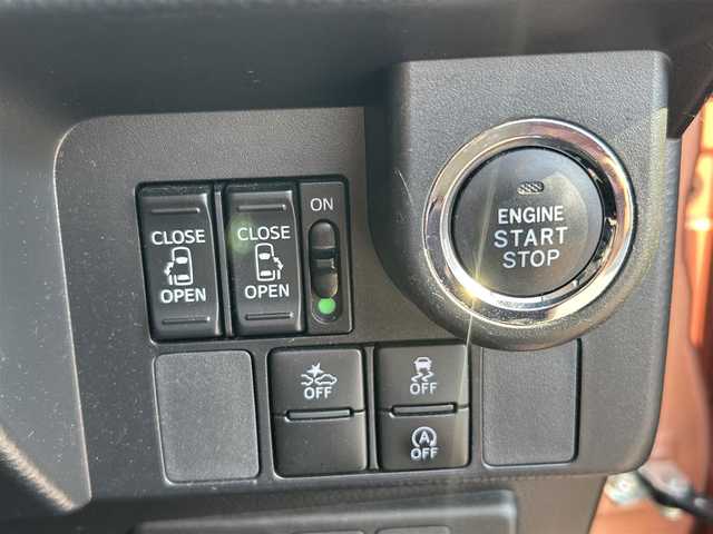トヨタ ルーミー カスタムG－T 愛知県 2017(平29)年 6.8万km ブリリアントカッパークリスタルマイカ スマートキー/プッシュスタート/純正ナビ/フルセグTV/BT/バックカメラ/ビルトインETC/純正15インチAW/スマートアシスト/クルーズコントロール/オートライト/前席シートヒーター /純正フロアマット/純正ドアバイザー