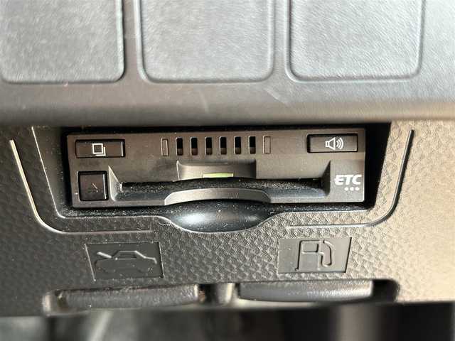 トヨタ ルーミー カスタムG－T 愛知県 2017(平29)年 6.8万km ブリリアントカッパークリスタルマイカ スマートキー/プッシュスタート/純正ナビ/フルセグTV/BT/バックカメラ/ビルトインETC/純正15インチAW/スマートアシスト/クルーズコントロール/オートライト/前席シートヒーター /純正フロアマット/純正ドアバイザー