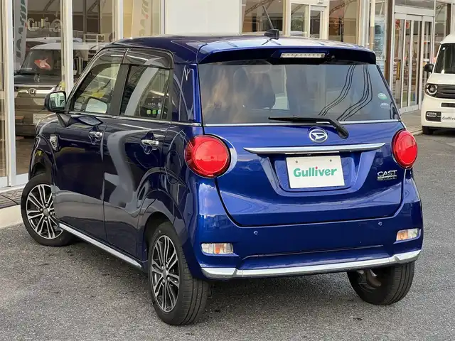 ダイハツ キャスト スタイル G SAⅡ 山口県 2016(平28)年 7.3万km ディープブルークリスタルマイカ 社外ディスプレイオーディオ/　＆バックカメラ/純正フロアマット/純正ドアバイザー/純正LEDヘッドライト/純正フォグランプ/純正15インチアルミ/スマートキー/エンジンプッシュスタート/オートライト/ETC