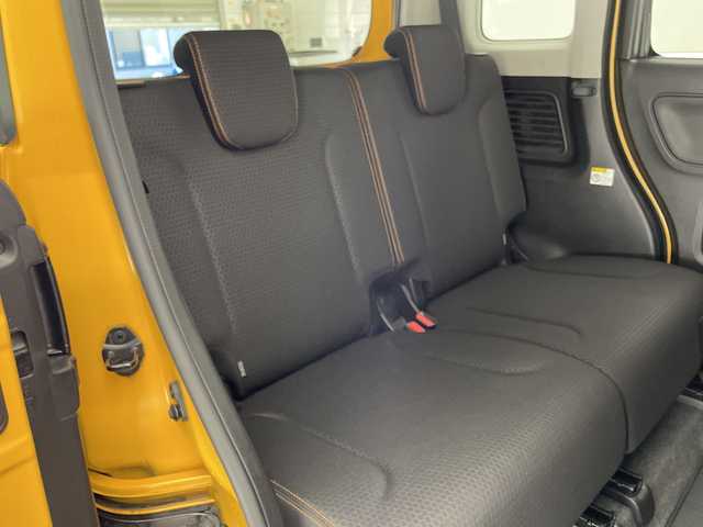 スズキ スペーシア ギア HYBRID XZ 宮崎県 2019(令1)年 4.9万km アクティブイエロー/ガンメタリック2トーン 純正ナビ/Ｂｌｕｅｔｏｏｔｈ/フルセグＴＶ/ＣＤ／ＤＶＤ/アラウンドビューモニター/バックカメラ/両側パワースライドドア/ドライブレコーダー/Ｄ／Ｎ席シートヒーター/コーナセンサー/スペアキー/ＥＴＣ