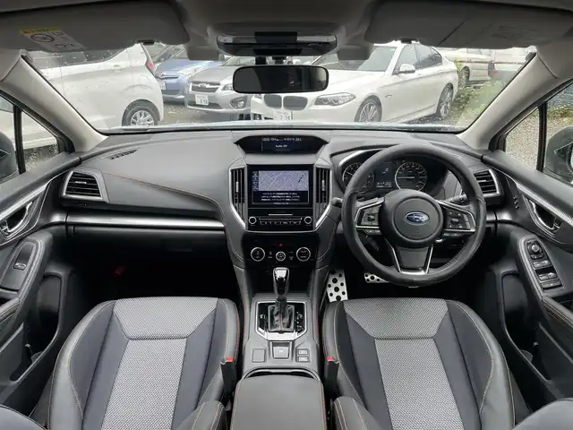 スバル ＸＶ ハイブリッド 2．0e－S アイサイト 東京都 2020(令2)年 0.5万km クールグレーカーキ 登録時走行距離4246km/ワンオーナー/純正メモリナビ/（DVD/フルセグTV/Bluetooth/MSV）/DIATONE SOUND/バックカメラ/ETC/前席パワーシート/D席メモリシート/X-MODE/ステアマチック/アイサイトver.3/・全車速追従機能付クルーズコントロール/・プリクラッシュブレーキ/・アイサイトツーリングアシスト/・アクティブレーンキープ/・AT誤発進抑制制御/・AT誤後進抑制制御/・後退時ブレーキアシスト/・車線逸脱警報/・ふらつき警報/・先行車発進お知らせ/ルーフレール/純正LEDヘッドライト/純正18インチアルミホイール/スマートキー/スペアキー1本/保証書/取扱説明書