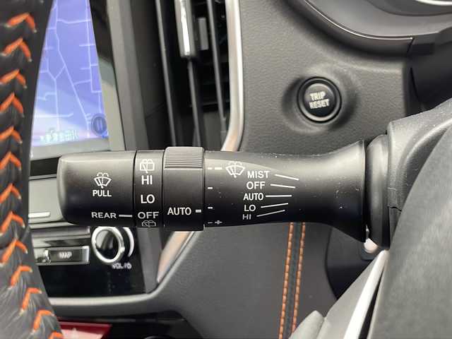 スバル ＸＶ ハイブリッド 2．0e－S アイサイト 千葉県 2020(令2)年 0.5万km クールグレーカーキ ワンオーナー/純正メモリナビ/（DVD/フルセグTV/Bluetooth/USB/MSV）/DIATONESOUND/バックカメラ/ETC/前席パワーシート/D席メモリシート/X-MODE/ステアマチック/アイサイトver.3/・全車速追従機能付クルーズコントロール/・プリクラッシュブレーキ/・アイサイトツーリングアシスト/・アクティブレーンキープ/・AT誤発進抑制制御/・AT誤後進抑制制御/・後退時ブレーキアシスト/・車線逸脱警報/・ふらつき警報/・先行車発進お知らせ/ブラインドスポットモニター/コーナーセンサー/ルーフレール/純正LEDヘッドライト/ヘッドライトウォッシャー/フォグランプ/純正18インチアルミホイール/スマートキー/スペアキー1本/保証書/取扱説明書