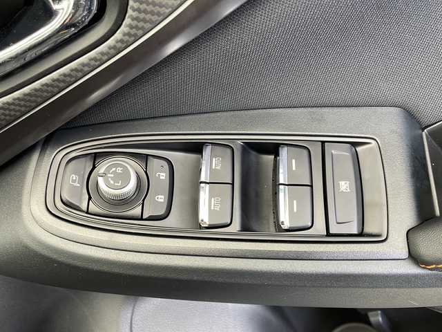 スバル ＸＶ ハイブリッド 2．0e－S アイサイト 千葉県 2020(令2)年 0.5万km クールグレーカーキ ワンオーナー/純正メモリナビ/（DVD/フルセグTV/Bluetooth/USB/MSV）/DIATONESOUND/バックカメラ/ETC/前席パワーシート/D席メモリシート/X-MODE/ステアマチック/アイサイトver.3/・全車速追従機能付クルーズコントロール/・プリクラッシュブレーキ/・アイサイトツーリングアシスト/・アクティブレーンキープ/・AT誤発進抑制制御/・AT誤後進抑制制御/・後退時ブレーキアシスト/・車線逸脱警報/・ふらつき警報/・先行車発進お知らせ/ブラインドスポットモニター/コーナーセンサー/ルーフレール/純正LEDヘッドライト/ヘッドライトウォッシャー/フォグランプ/純正18インチアルミホイール/スマートキー/スペアキー1本/保証書/取扱説明書