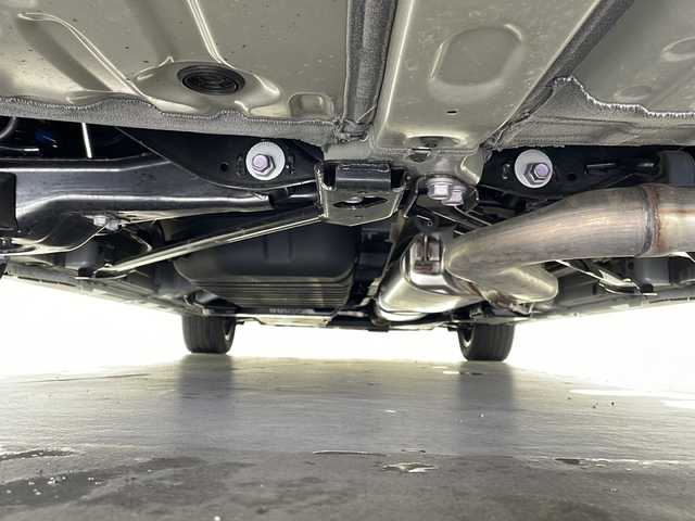 トヨタ ヴェルファイア Z プレミア 栃木県 2024(令6)年 0.8万km プラチナホワイトパールマイカ 純正ナビ　14インチ/(BT/AM/FM/フルセグ）/ビルトインETC/前後ドライブレコーダー/フリップダウンモニター/インテリジェントルームミラー/レーダークルーズコントロール/横滑り防止/プリクラッシュブレーキ/ブラインドスポットモニター/パーキングサポート/ステアリングヒーター/両側パワースライドドア/電動リアゲート/サンルーフ/置くだけ充電/シートヒーター/エアシート/オットマン/パワーシート/プッシュスタート/スマートキー