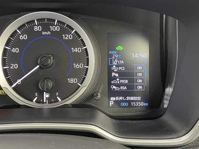 トヨタ カローラ スポーツ ハイブリッドG 群馬県 2022(令4)年 1.6万km アティチュードブラックマイカ/プラチナホワイトパールマイカ 純正ディスプレイオーディオ　バックカメラ　レーダークルーズコントロール　ＬＥＤライト　ＡＨＢ　シートヒーター　純正１６インチＡＷ　クリアランスソナー　ドライブレコーダー　プッシュスタート　禁煙車