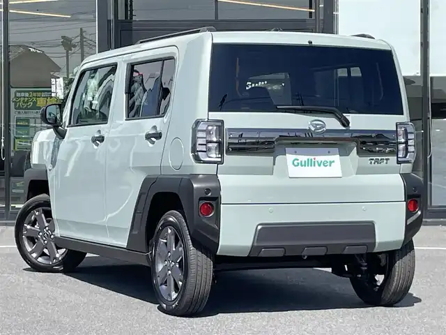 ダイハツ タフト G ダーククロムベンチャー 茨城県 2025(令7)年 0.1千km セラミックグリーンM 社外ナビ/【USB・AM・FM・BT・TV・DISC・SD】/ガラスルーフ/シートヒーター/レーダークルコン/Bカメラ/ブレーキホールド/前後コーナーセンサー/アイドリングストップ/ルーフレール/純正アルミホイール/横滑り防止装置/レーンキープアシスト/衝突被害軽減システム