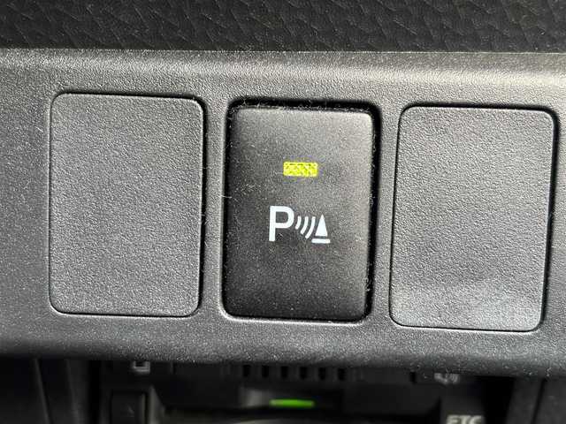 トヨタ ルーミー カスタムG 愛知県 2019(令1)年 1.5万km レーザーブルークリスタルシャイン /禁煙/ワンオーナー//ディーラー整備記録簿R3.4.6//純正9型ナビ/フルセグ/BT/CD/DVD/MSV//バックカメラ/ビルトインETC/純正ドラレコ//純正12型フリップダウンモニター//両側パワースライドドア//革巻きステア/ステアスイッチ//前席シートヒーター/シートリフター//クルーズコントロール//先行車発進告知/アイドリングストップ/横滑り防止//LDA/PCS//純正14インチAW//プッシュスタート/スマートキー//LEDオートライト/オートハイビーム/LEDフォグ//オートリトラウィンカーミラー//リアロールサンシェード//シートバックテーブル//コーナーセンサー//純正フロアマット//純正ドアバイザー//保証書//取扱説明書//スペアスマートキー有り